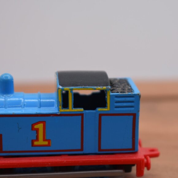 Thomas #1 Paper Face Vintage 1985 ERTL Diecast Train Thomas the Tank Engine - Picture 3 of 8